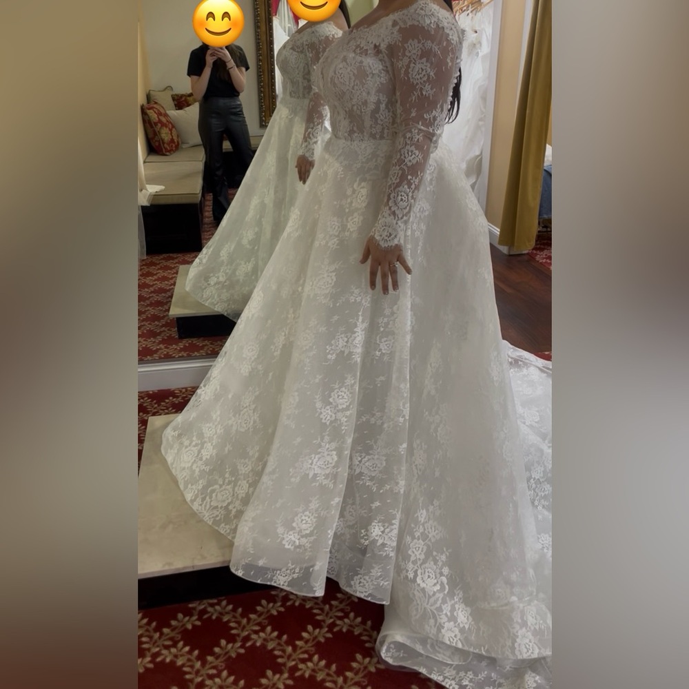 Mori Lee Penelope Off-Shoulder White Lace A Line/Ballgown Wedding dress Sleeves - Picture 7 of 9